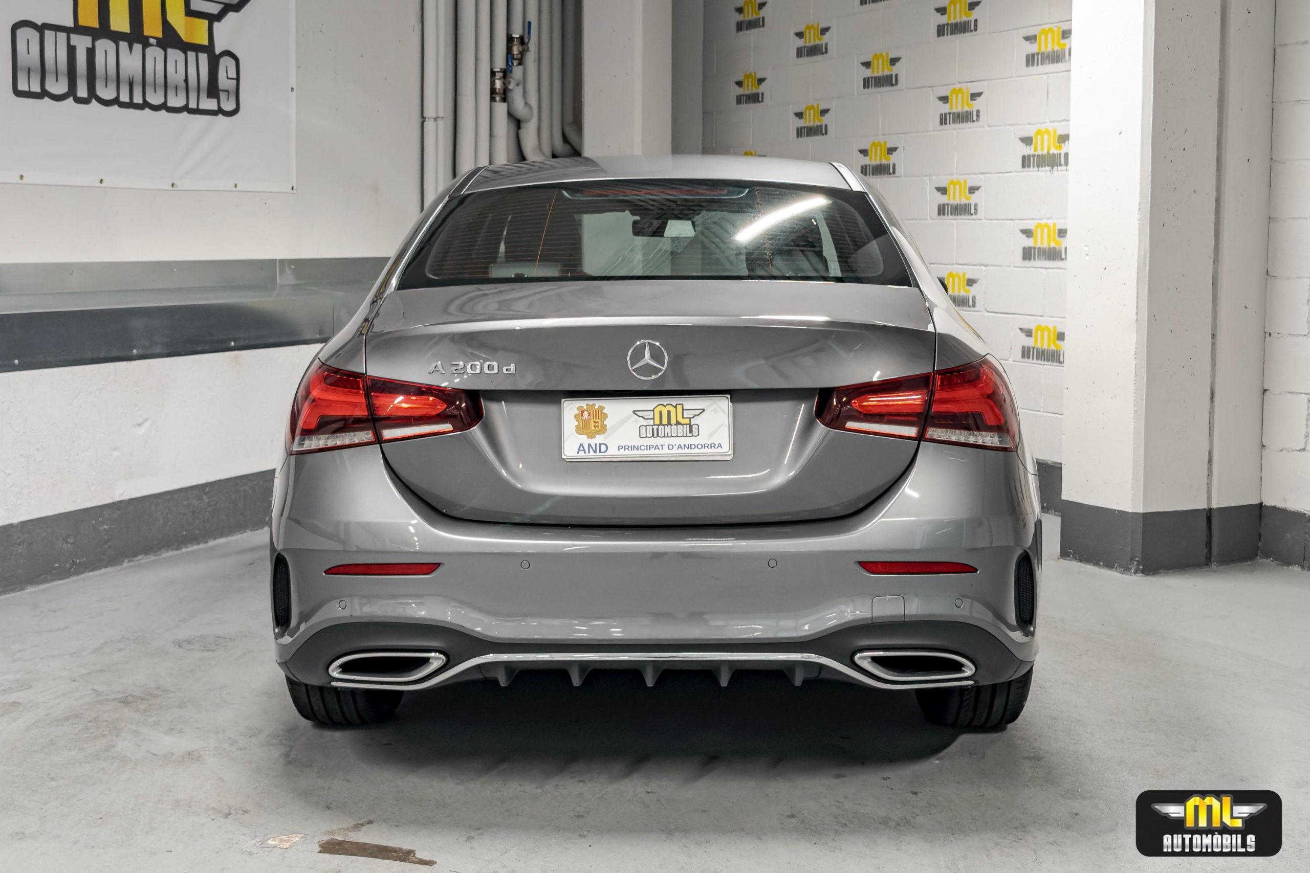 Imagen Mercedes-Benz A 200 d Sedán