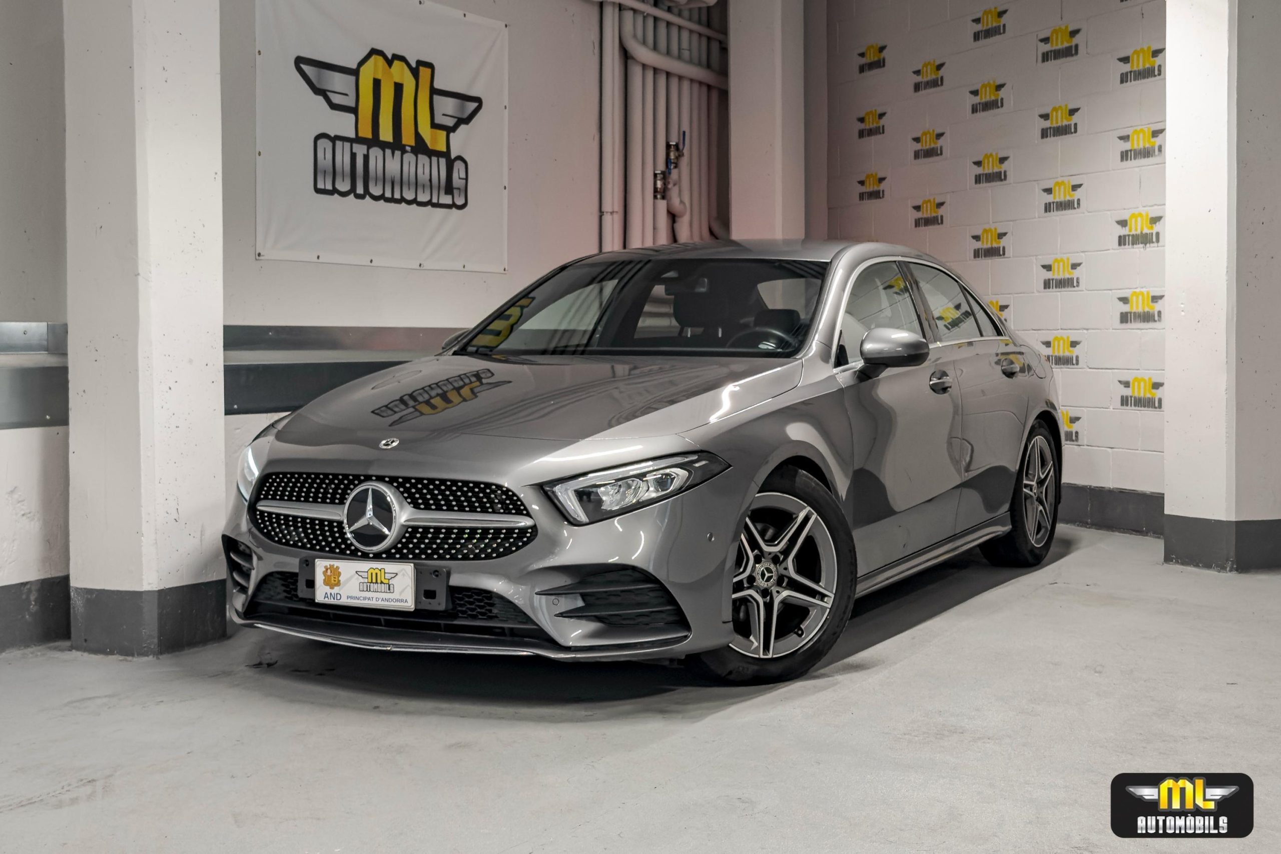 Mercedes-Benz A 200 d Sedán