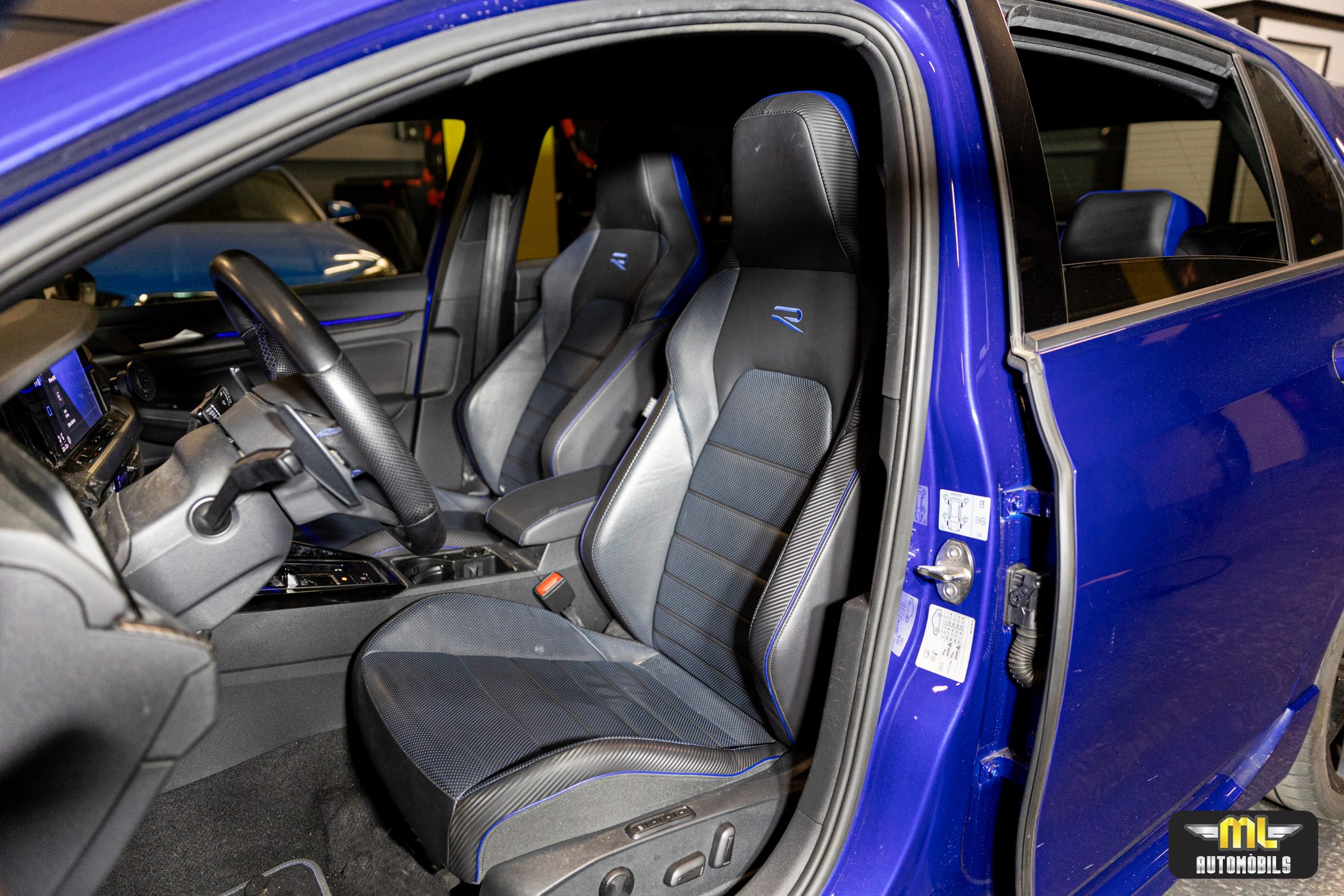 Imagen Volkswagen Golf 8R 20 aniversario