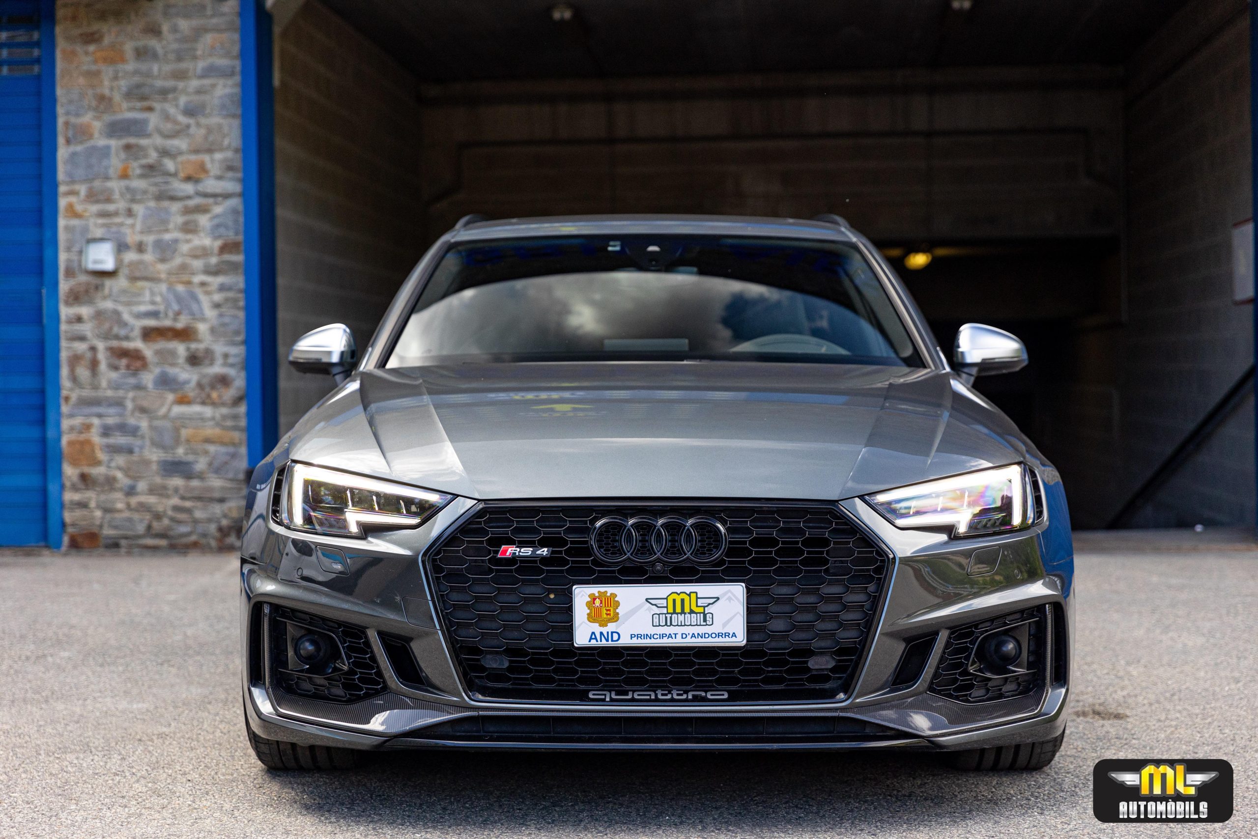 Imagen AUDI RS4 AVANT QUATTRO AMB CARBOCERAMICS