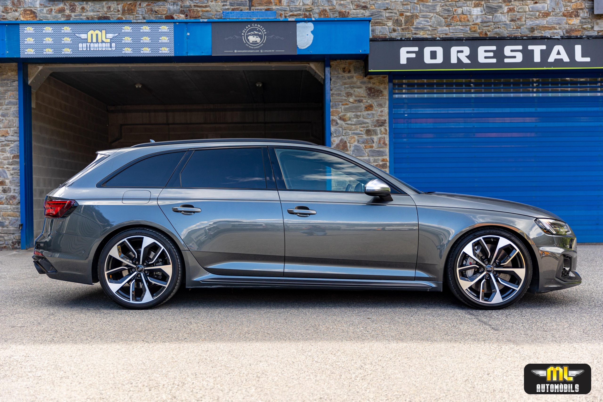 Imagen AUDI RS4 AVANT QUATTRO AMB CARBOCERAMICS