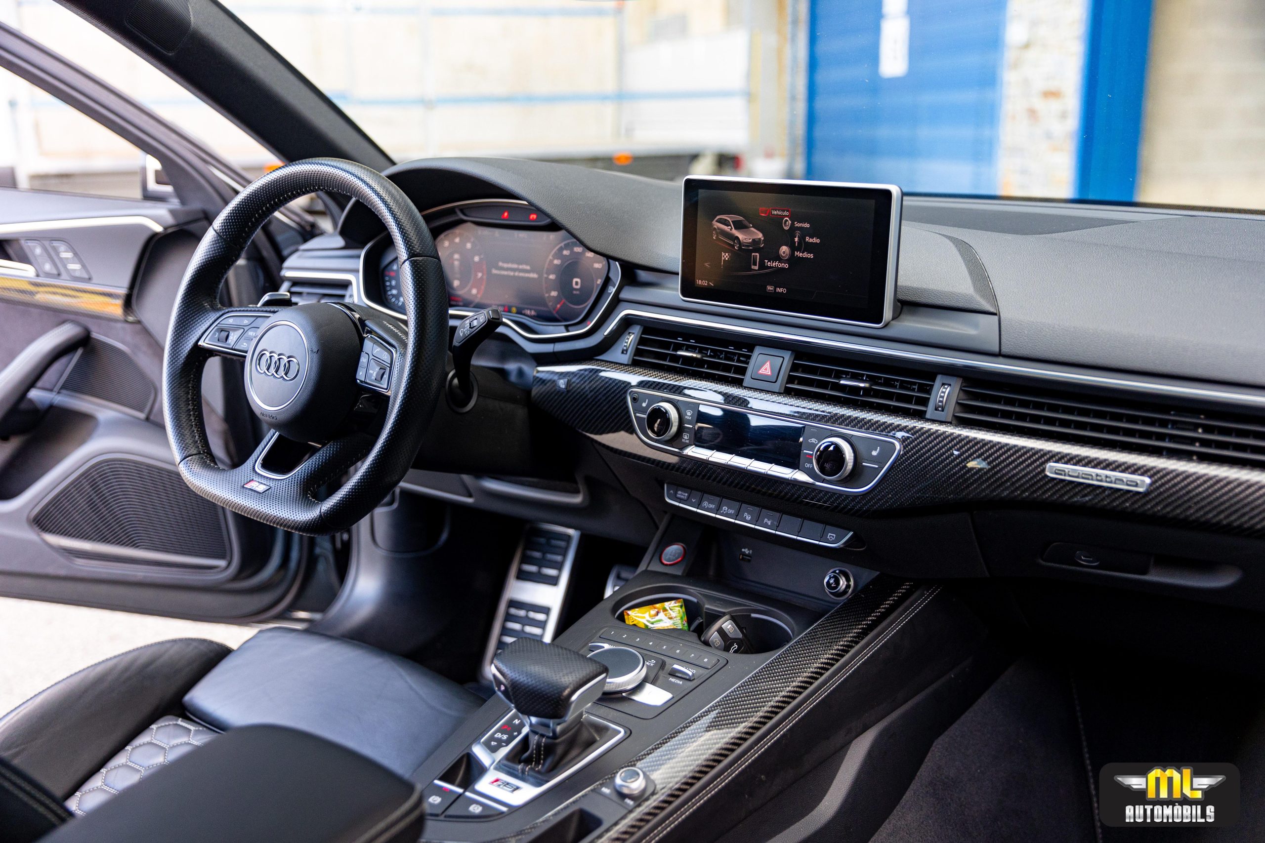 Imagen AUDI RS4 AVANT QUATTRO AMB CARBOCERAMICS