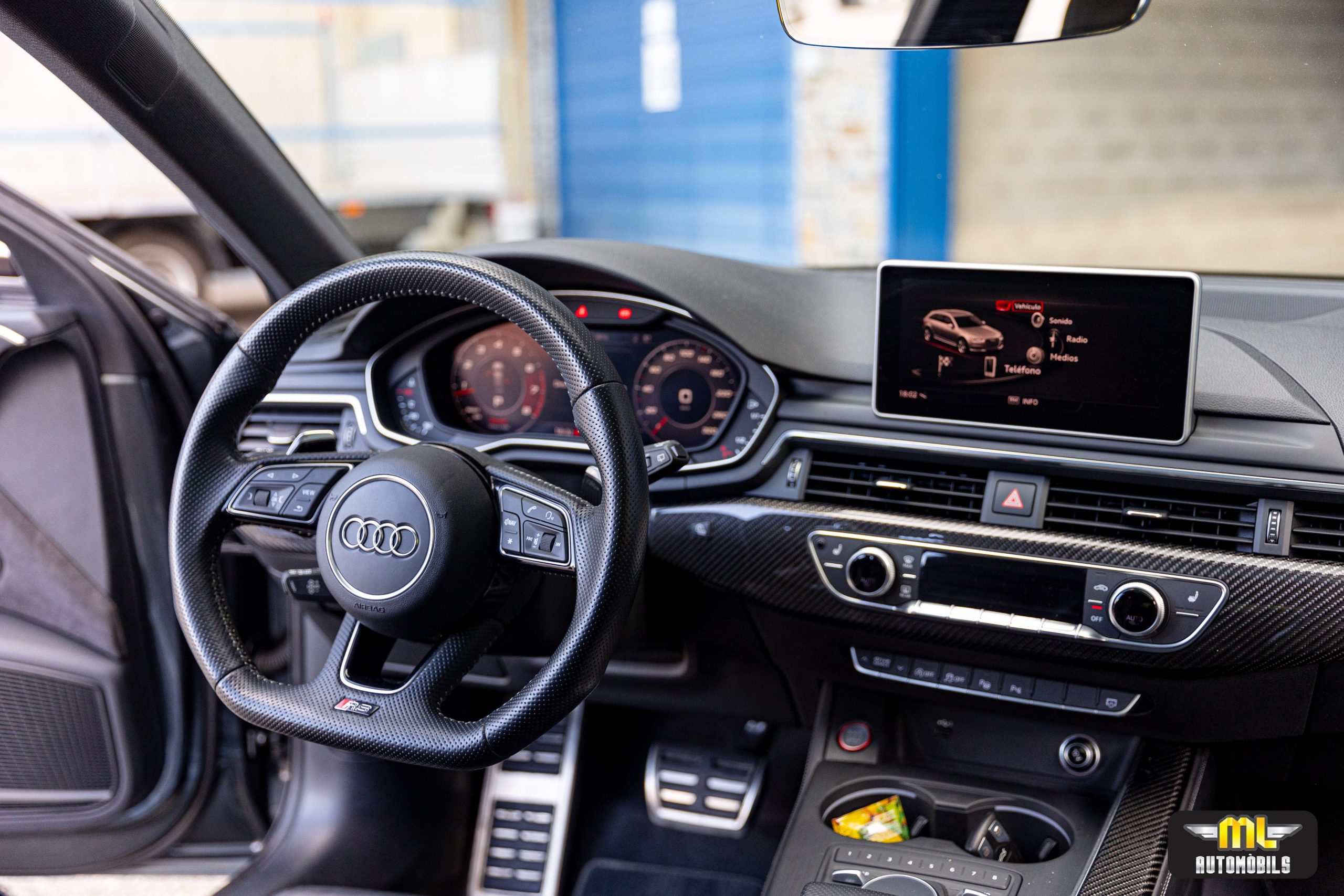 Imagen AUDI RS4 AVANT QUATTRO AMB CARBOCERAMICS