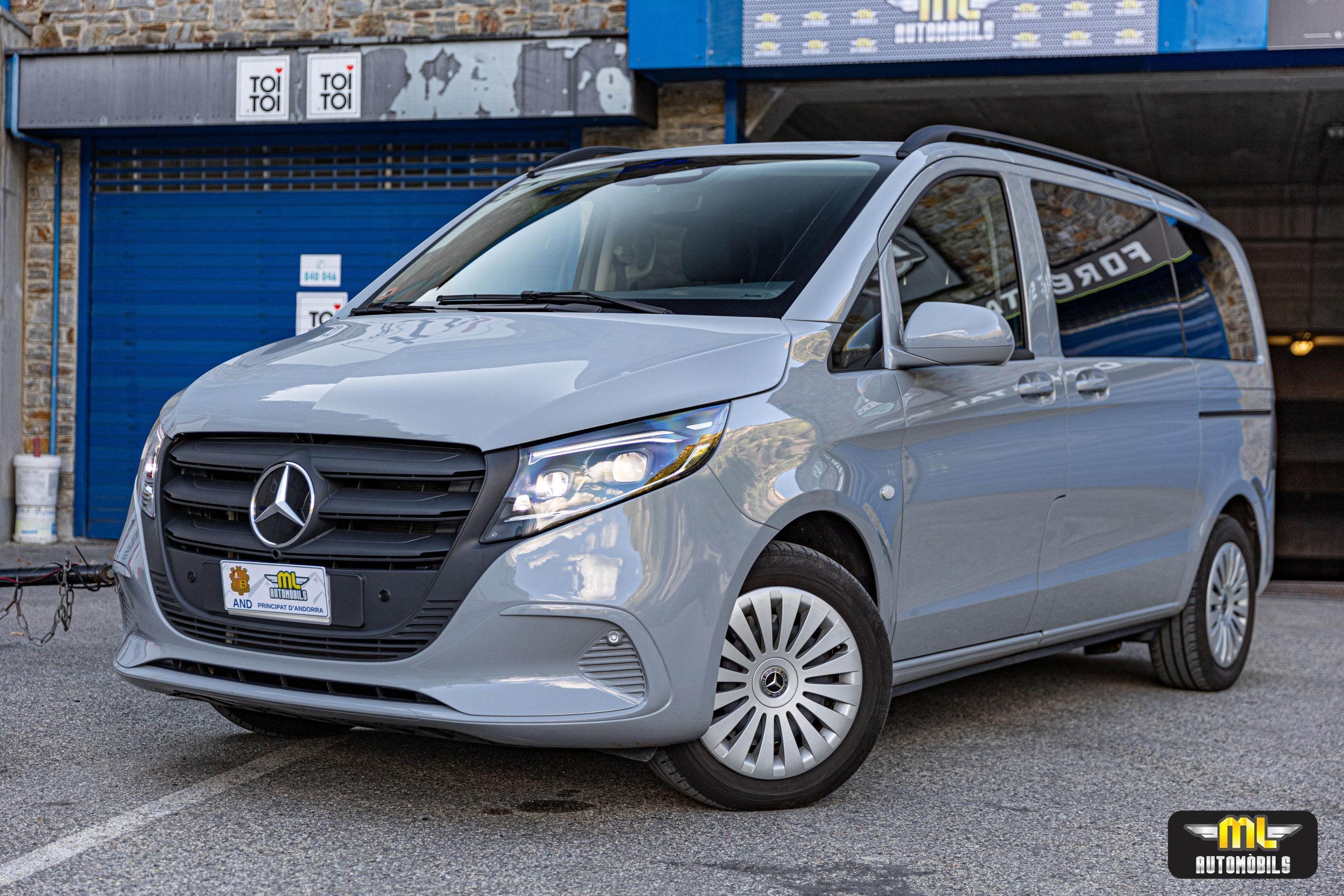 Mercedes-Benz Vito Tourer 119 CDI 4MATIC PRO COMPACTA