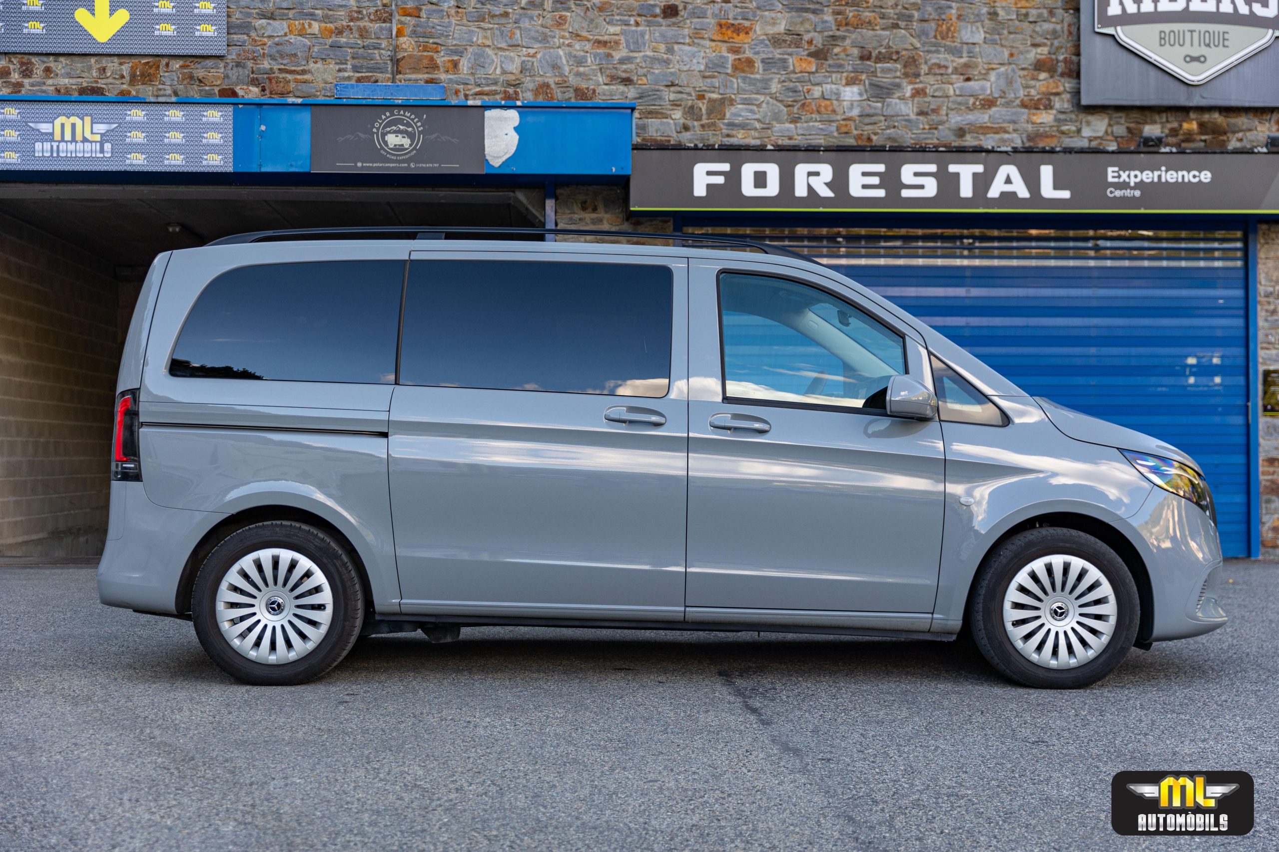 Imagen Mercedes-Benz Vito Tourer 119 CDI 4MATIC PRO COMPACTA