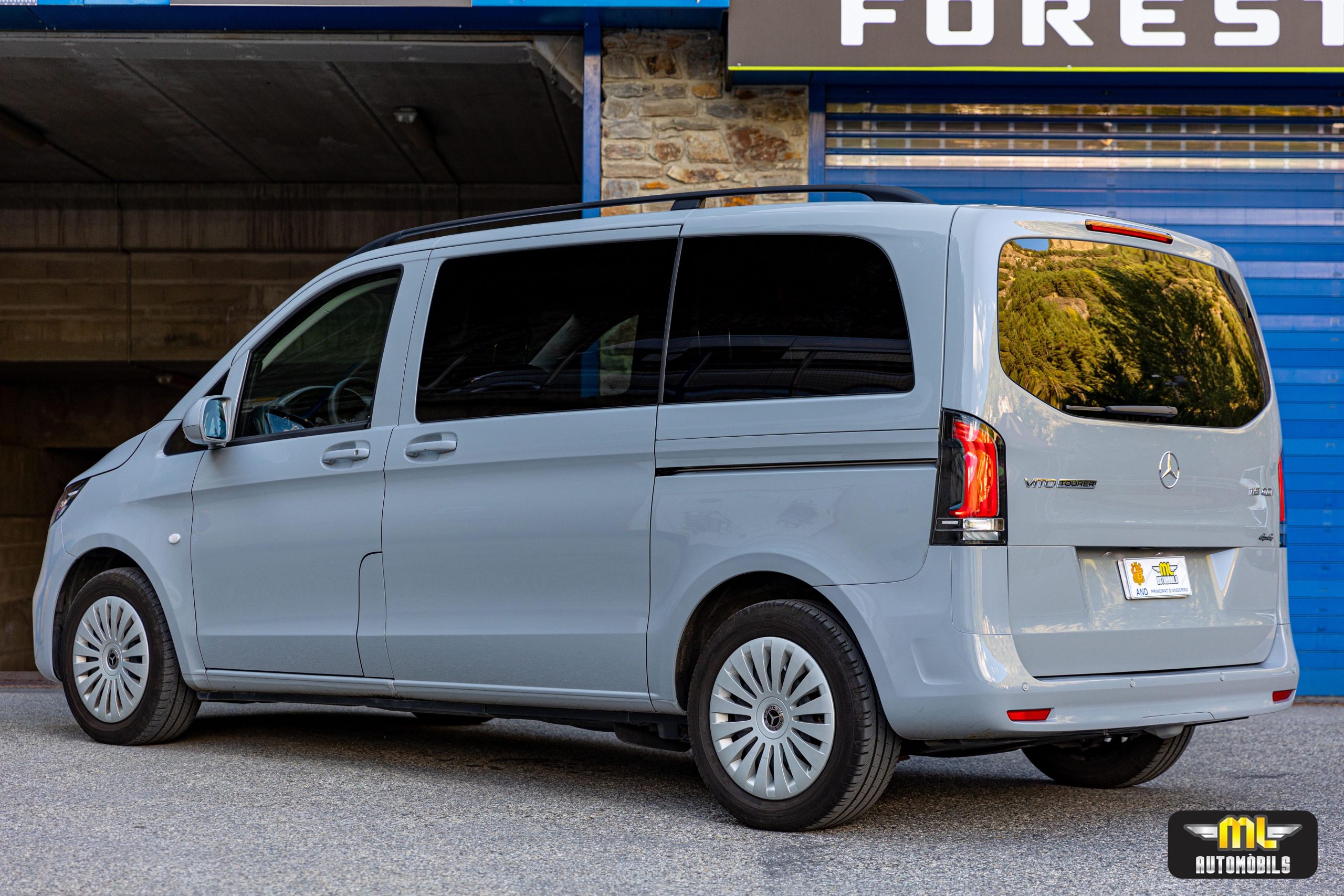 Imagen Mercedes-Benz Vito Tourer 119 CDI 4MATIC PRO COMPACTA