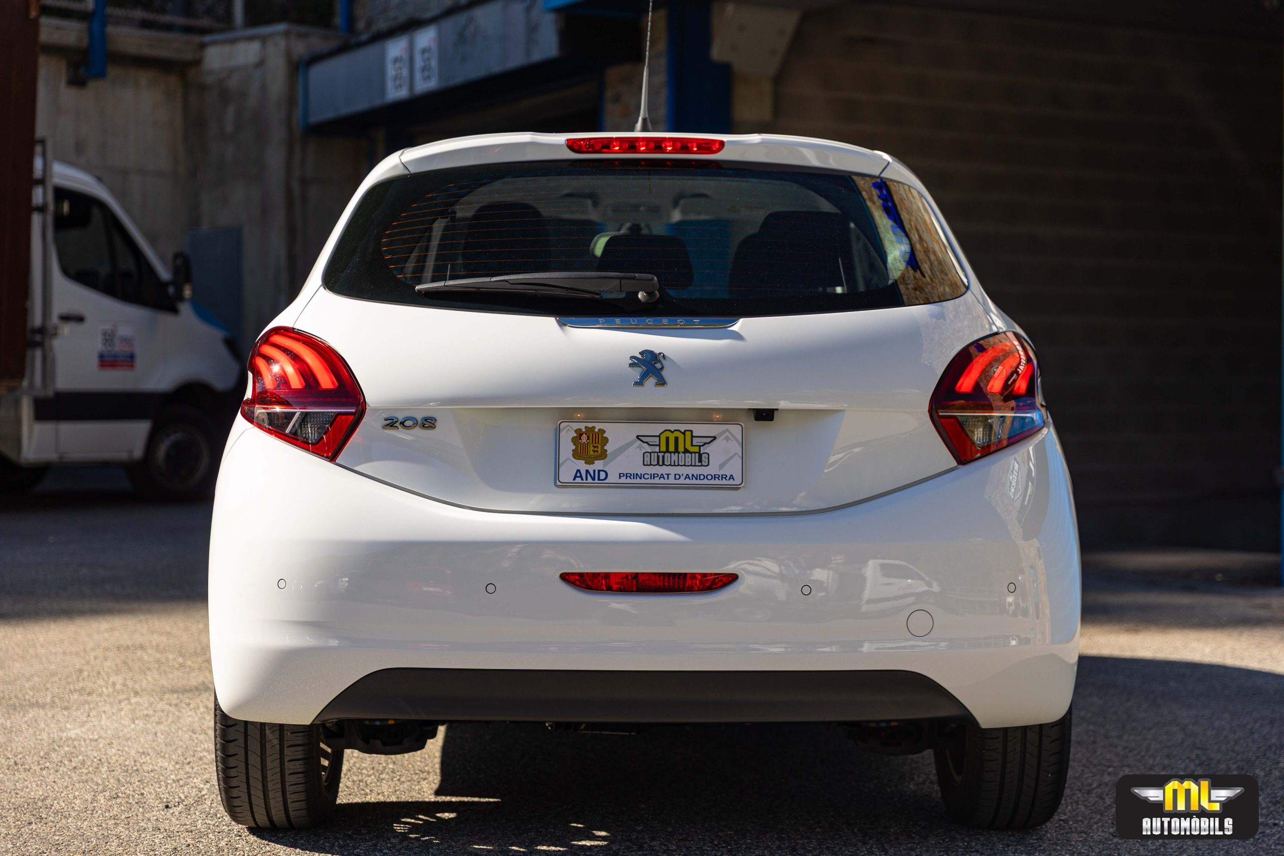 Imagen Peugeot 208 BHDI