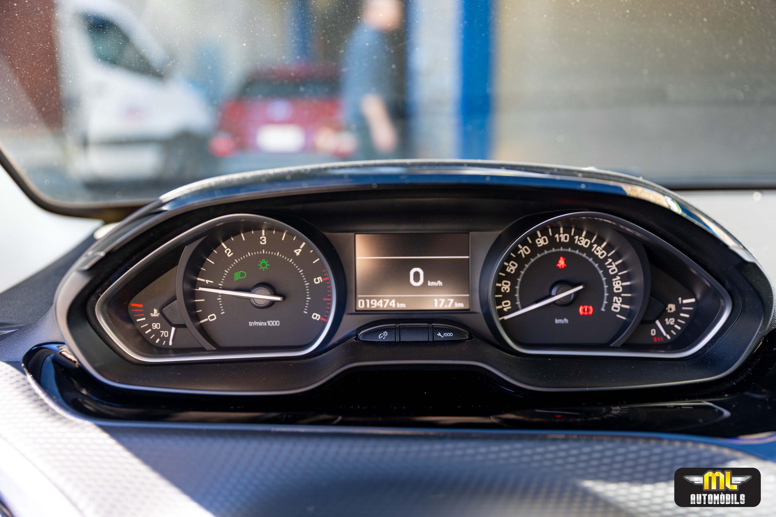 Imagen Peugeot 208 BHDI